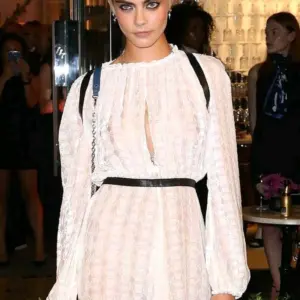 Cara Delevingne короткие волосы