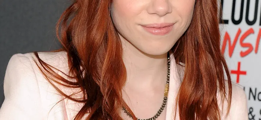 Carly Rae Jepsen рыжая