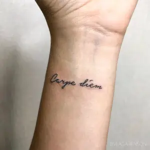 Carpe Diem Татуировка