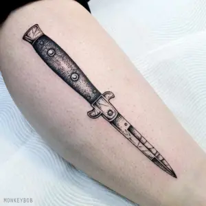Эскиз тату нож стилет