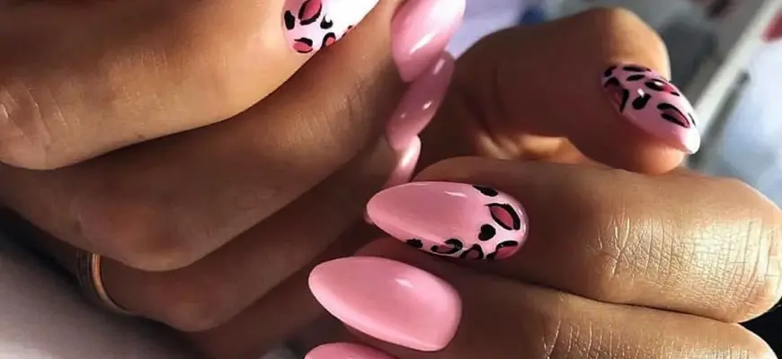 Маникюр розовый леопард
