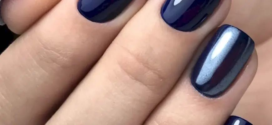 Синий маникюр на короткие ногти