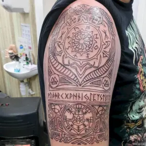 Славянская вязь тату