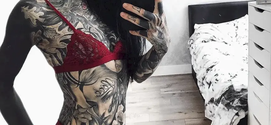 Тату модели Monami Frost