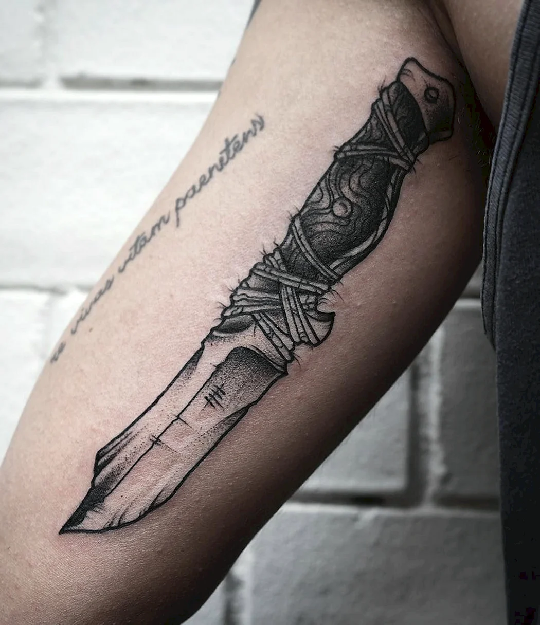 Татуировка нож - значение, эскизы тату и фото | Tattoos, Sleeve tattoos, Knife tattoo