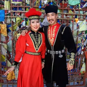 Калмыцкий национальный костюм