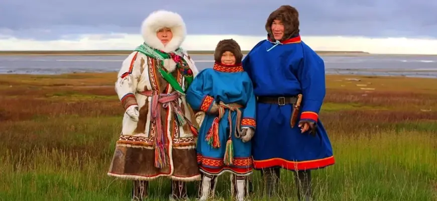 Ханты манси Коми селькупы ненцы